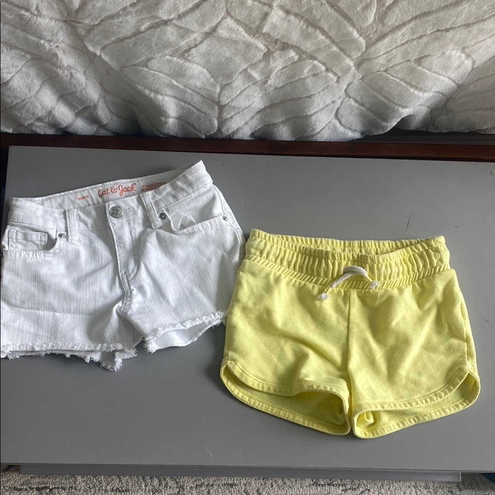 Cat & Jack White and Yellow Kids Casual Shorts